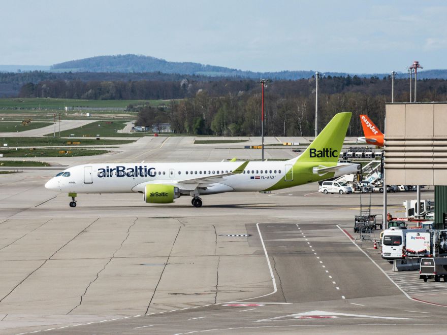 "AirBaltic" sāk dzēst parādus: Valsts kasē ieplūst pirmie miljoni