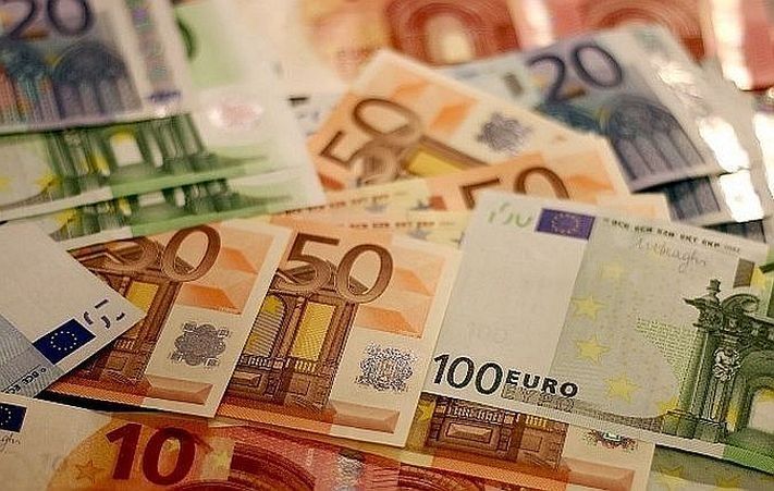 Aptauja: ģimenes valsts pabalstu visbiežāk iekļauj ikdienas mājsaimniecības budžetā