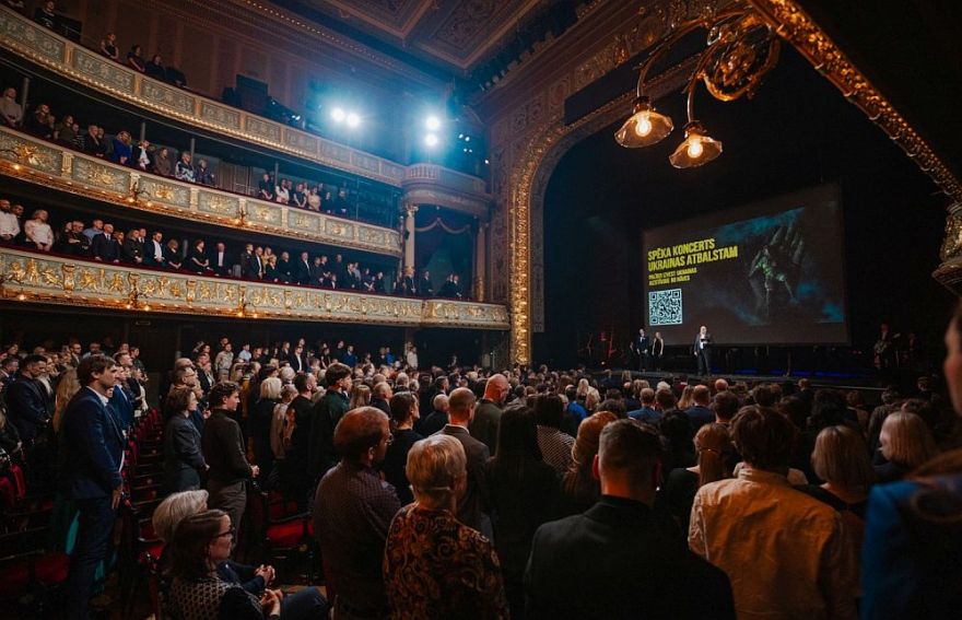 Foto: Latvijas Nacionālajā operā koncertā Ukrainas atbalstam saziedo 1,45 miljonus eiro