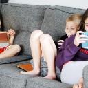 Attēls rakstam: Ilze Dzene: Bērni pārēdas digitālo "fāstfūdu"