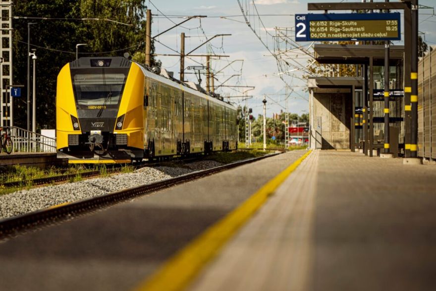 Svarīgi pasažieriem: mainīsies vilcienu saraksti Skultes un Siguldas līnijās
